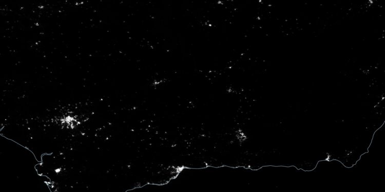 Minister warns against blaming Spain’s blackout on renewable energy – The Guardian