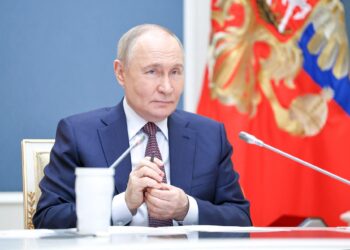 Setback for Europe after Trump insists Ukraine has ‘immediate’ peace talks with Russia – theguardian.com