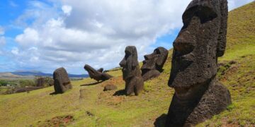 Meeting the Rapa Nui of Easter Island – Wanderlust Travel Magazine