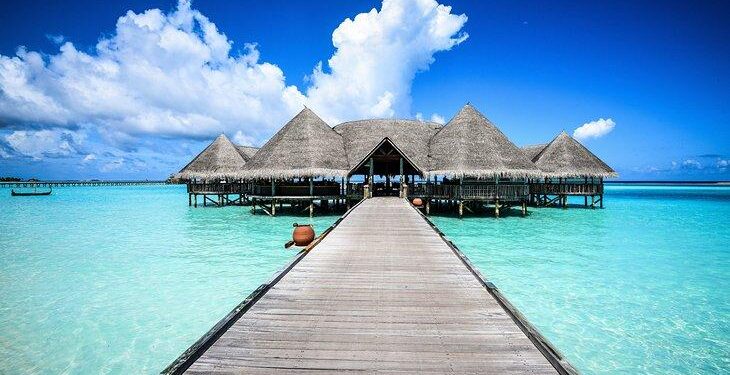 These Tourist-Loved Islands Are Closing for Three Days to Fight Overtourism – Matador Network