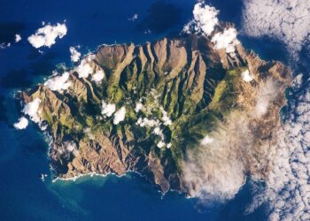 Saint Helena Island man arrested; charged with sexual exploitation of a minor – live5news.com