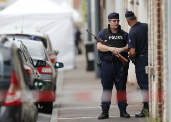 Teenager arrested as 16-year-old boy dies after beach incident in Ayrshire | Scotland – The Guardian