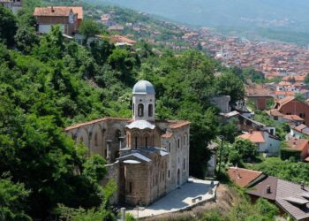 Kosovo’s new lawmakers are sworn in but Parliament fails to elect a new speaker – AP News