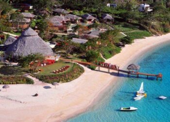 Vanuatu hit by new earthquake, disrupting flight resumption – DW