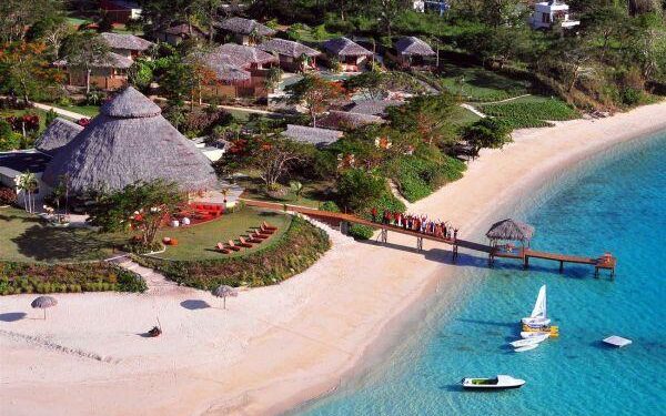 Vanuatu hit by new earthquake, disrupting flight resumption – DW