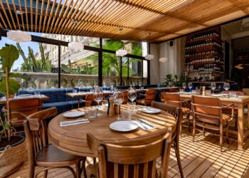 Restaurant reopens after ‘active cockroach infestation’ – Hawaii News Now