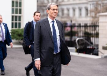 Tariff talks begin between U.S. and Chinese officials in Geneva as the world looks for signs of hope – NBC News