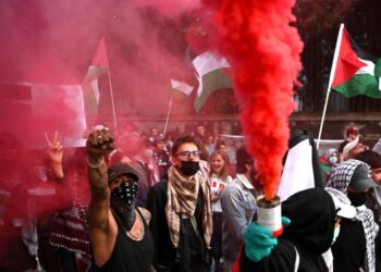 LIVE: Protesters rally against Serbian President Vucic over corruption concerns – Shoreline Media Group