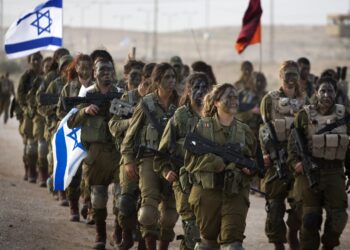 Israeli forces ‘systematically using Palestinians as human shields in Gaza’ – Middle East Eye