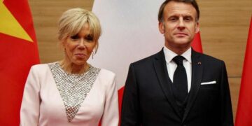 Macron visits Djibouti, France’s last operational base in Africa – Le Monde.fr