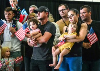 Are white South Africans facing a genocide as Donald Trump claims? – BBC