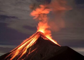 Volcanic eruption in Tonga sent seawater into the atmosphere and sulfur into the sea, study reveals – Phys.org