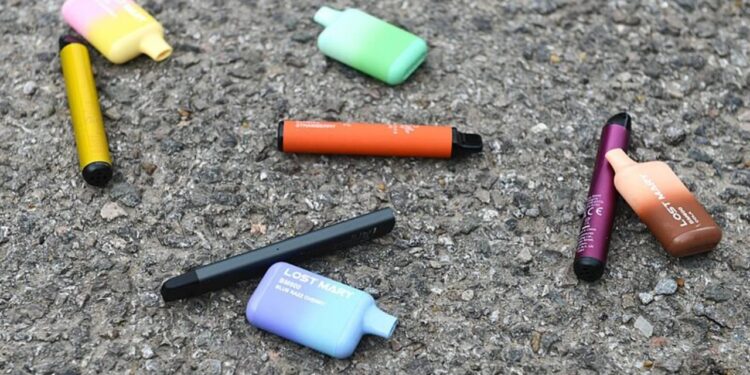 Disposable vapes ban: Call for Northern Ireland Executive to set smoke-free target – BBC