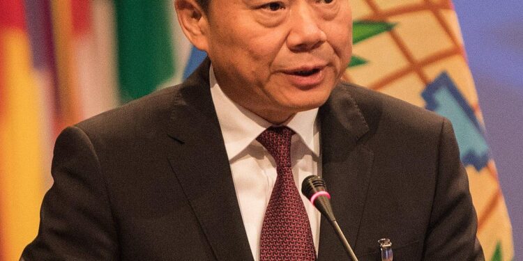 Chinese Ambassador to Lesotho Yang Xiaokun Leads a Delegation to Participate in the 2025 Moshoeshoe Walk – mfa.gov.cn