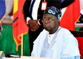 Tinubu in Rome: Nigeria’s president jokes with opposition rival Peter Obi at Pope Leo XIV’s inaugural mass – BBC