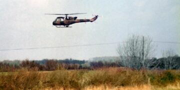 Heads up! Low-flying helicopters to clean power lines across Cyprus – Kathimerini.com.cy