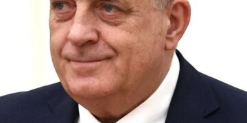 Bosnian Serb leader Milorad Dodik’s new laws spark major political crisis – Euronews.com