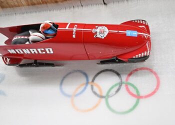 I’m Done With Looking Scruffy—The “Monaco Bob” Is My Polished New Hairstyle From Now on – Who What Wear