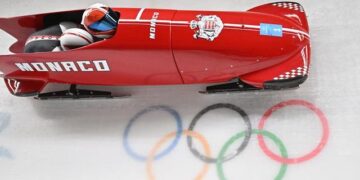 I’m Done With Looking Scruffy—The “Monaco Bob” Is My Polished New Hairstyle From Now on – Who What Wear