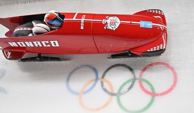 I’m Done With Looking Scruffy—The “Monaco Bob” Is My Polished New Hairstyle From Now on – Who What Wear