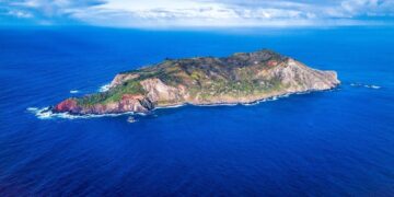 The Pitcairn Islands: Rare Photos Of The Infamous Island Colony – MSN