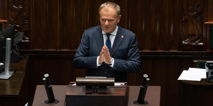 Donald Tusk survives confidence vote to remain Polish PM – politico.eu