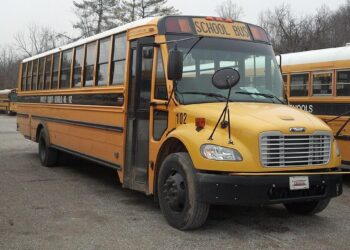 School Bus Swept Away as Floods in South Africa Kill at Least 49 – The New York Times