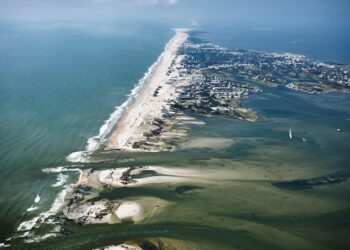 This nation is threatened by rising sea levels. It is raising awareness as it sets up its first soccer team – CNN