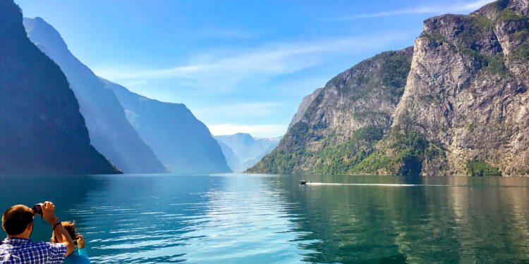 Norway Plans To Temporarily Ban New Bitcoin & Crypto Mining Centers To Conserve Energy – Bitcoin Magazine