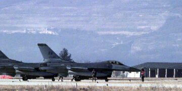 Aviano visit offers USAG Italy AMICI participants close up look at airborne operations – army.mil