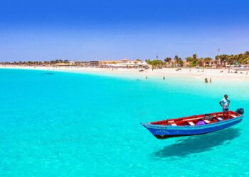 Cape Verde: ‘Stories with Sweets’ promotes child literacy – DW