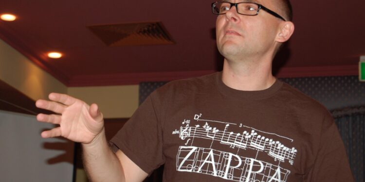 Zimbabwe’s Sean Williams scores 6th Test century vs South Africa | Tap to know more | Inshorts – Inshorts