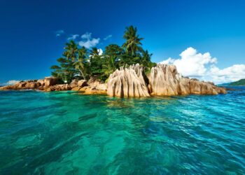 Jyotika Shares Glimpse Of ‘Paradise’ Trip To Seychelles With Suriya, Fans React – News18