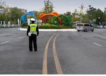 This Off-the-radar Country Is a Must-visit Safari Destination—How to Plan a Trip – Travel + Leisure