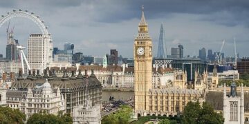 London to Sweden for the day: These travelers are embracing extreme day trips – WAAY 31 News