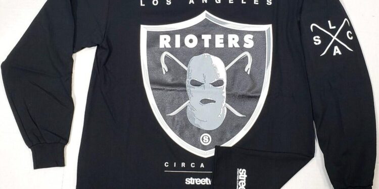 Rioters attack police and torch houses for a second night in Northern Ireland – NBC News