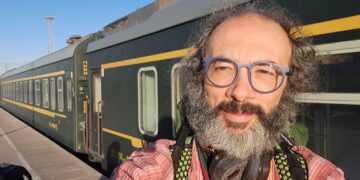 Fired for refusing to fly back to Europe from Papua New Guinea, a researcher wins compensation in court – Le Monde.fr