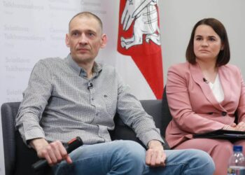 Belarus opposition leader Siarhei Tsikhanouski freed from jail after rare visit by top US envoy – Sky News