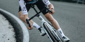 Pidcock’s Pinarello Dogma XC debuts new setup and design in Andorra – brujulabike.com