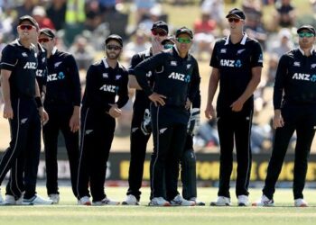 New Zealand bring in O’Rourke and Foulkes, and opt to field first – ESPN