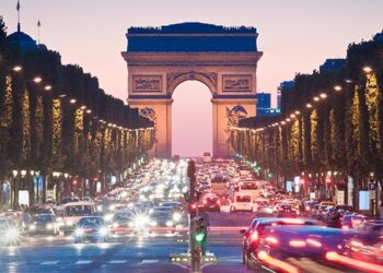 France on charm offensive as New Caledonia simmers – BBC