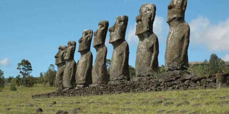 Ancient Easter Island Civilization Was Not Isolated – GreekReporter.com