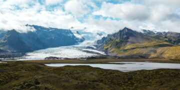 Iceland’s Glaciers Are Shrinking: What’s the Risk to Tourism? – Skift