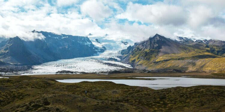 Iceland’s Glaciers Are Shrinking: What’s the Risk to Tourism? – Skift