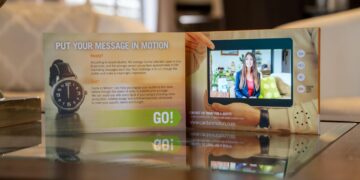 Murder in Fier, Albania, girl hits father in private parts, boyfriend holds her hands while she strangles him with wire – Gazeta Express