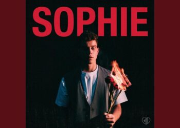 Sophie serving paradise on a plate in Torquay – Geelong Advertiser