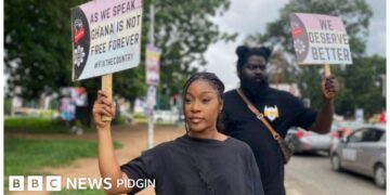 Ghana protest against Nigeria: Foreign ministers say ‘no cause for alarm’ – BBC