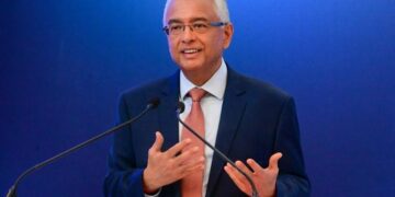 Pravind Jugnauth: Mauritius ex-PM out on bail after being charged with money laundering – BBC