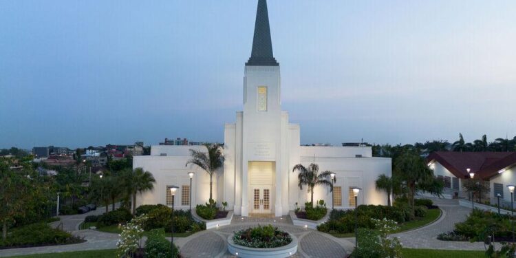 Abidjan Ivory Coast Temple opens for media and public tours – Church News