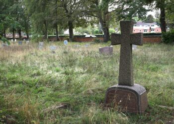 Grave by grave, a new project in divided Cyprus tries to mend mistrust – Ottumwa Courier